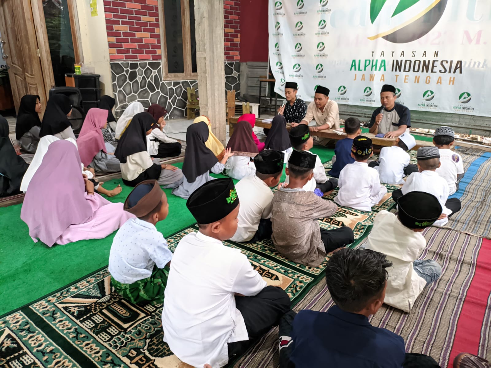 Panti Asuhan Yatim Alpha Indonesia Semarang Jawa Tengah